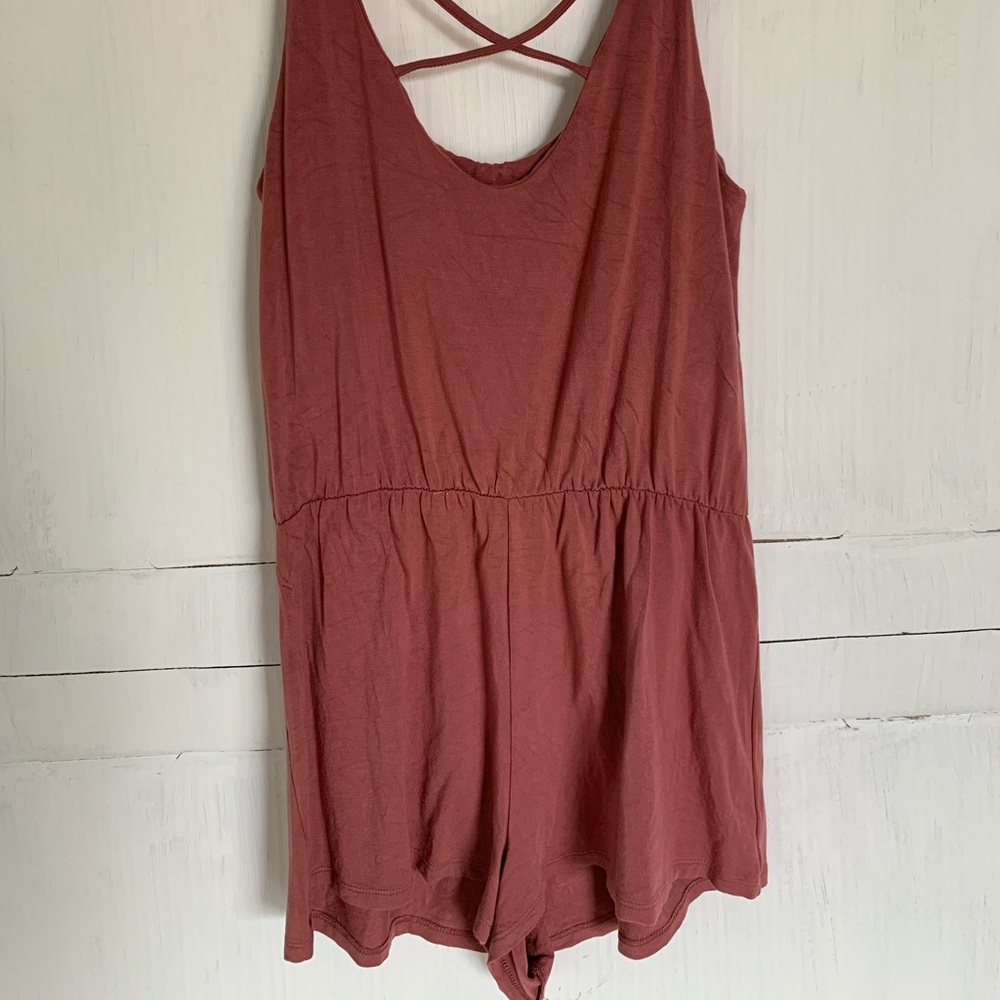 Romper - Picture 2 of 4